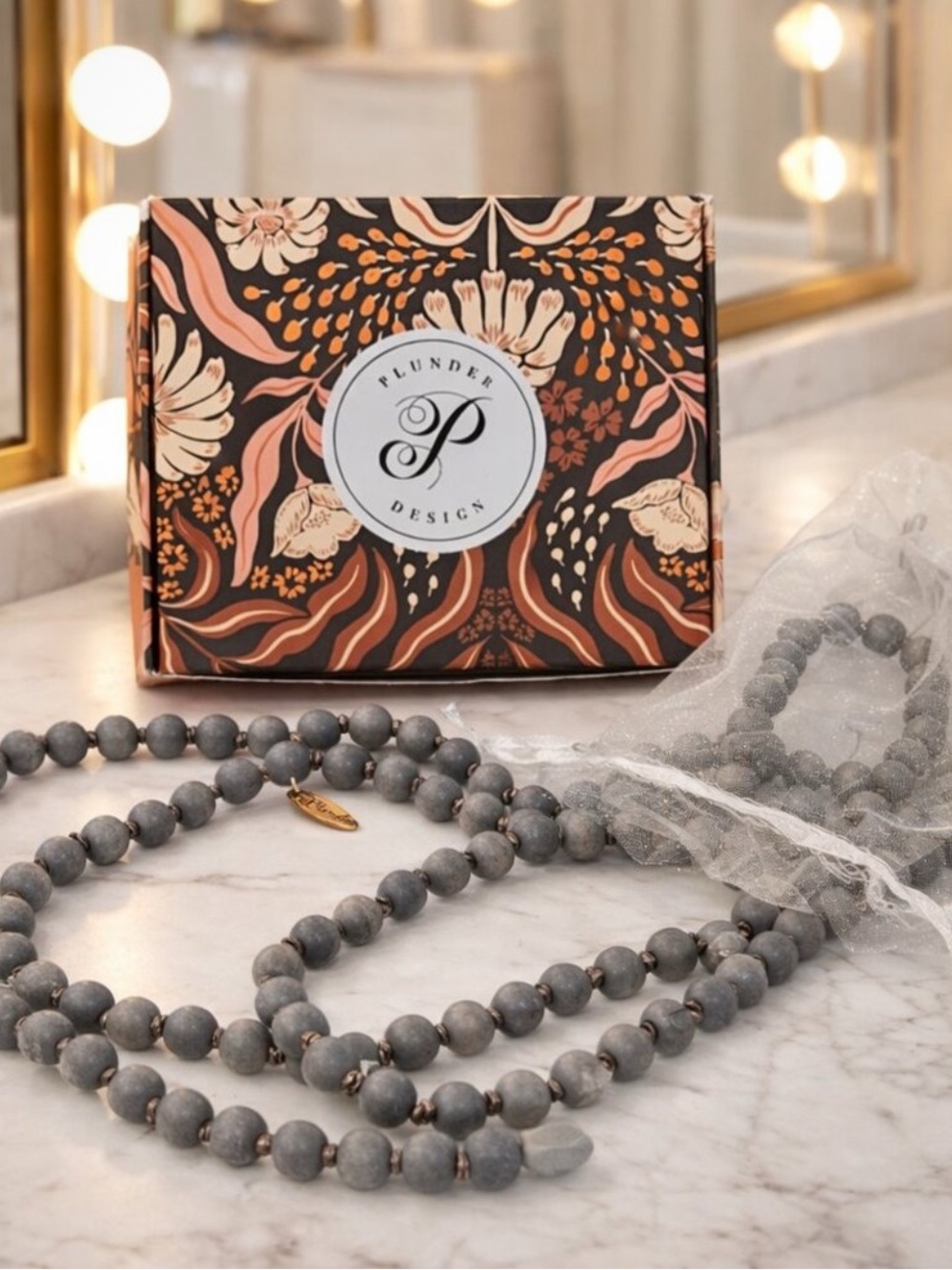 Plunder Yara Light Grey Beeded
32" necklace